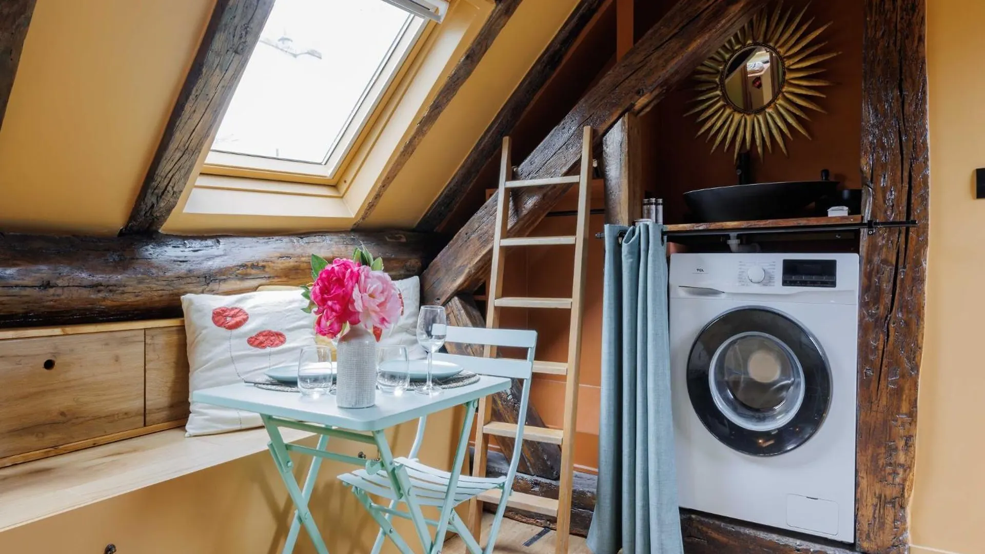 Atypical Studio Near Jardin Du Luxembourg - Mobility Lease Paris 0*,  Frankreich